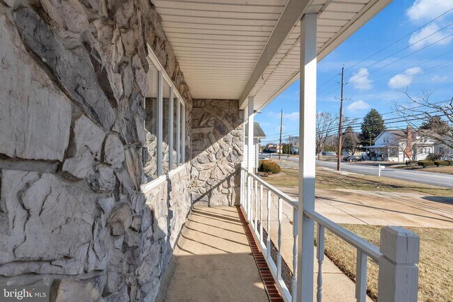 Foto del edificio - 370 NJ-156