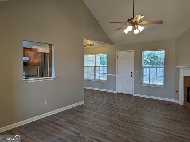 Building Photo - 509 Wisenbaker Rd
