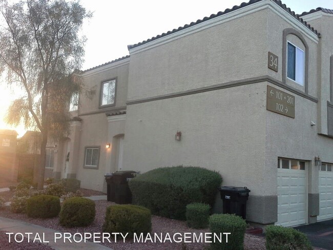 Building Photo - 2 br, 2 bath House - 6305 Desert Leaf St. ...