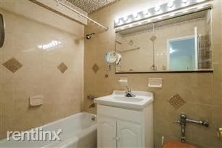Building Photo - Studio, 1 bath  - 1365 Ocean Pkwy