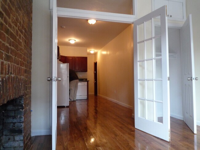 Plano de planta - 647 Prospect Place