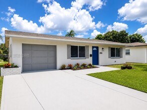 Building Photo - 5716 NW 70th Terrace