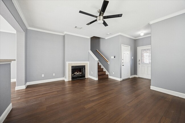 Foto del edificio - 13047 Lawsons Creek Ln