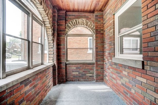 Building Photo - 5331 Grafton Ave