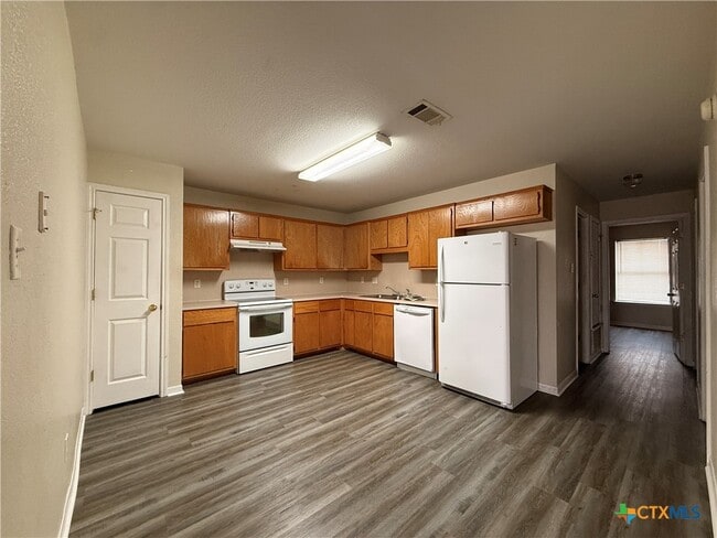 Building Photo - 108 Castellon Ct