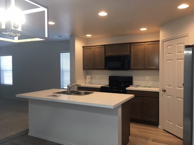 Building Photo - 8349 E Dutchman St