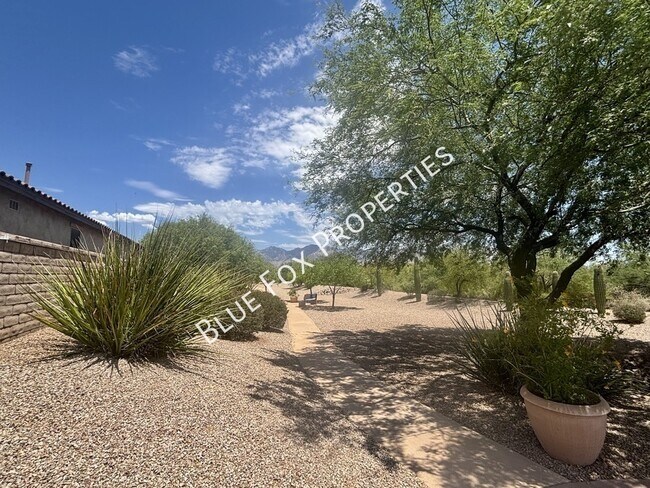 Building Photo - 11718 N Key Lime Pl