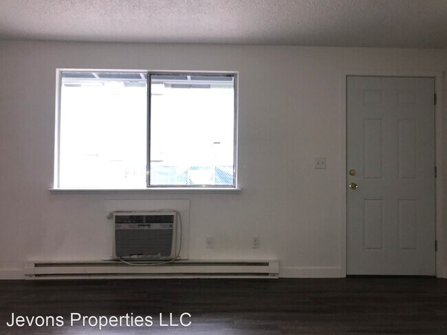 Building Photo - 1208 Willow St