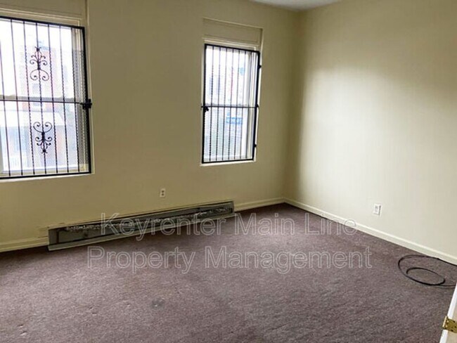 Foto del edificio - 2313 N Park Ave