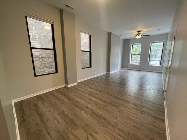 Foto del edificio - 1436 W Taylor St