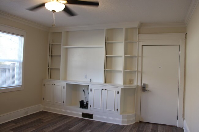 Foto del edificio - 702 N Piedmont St