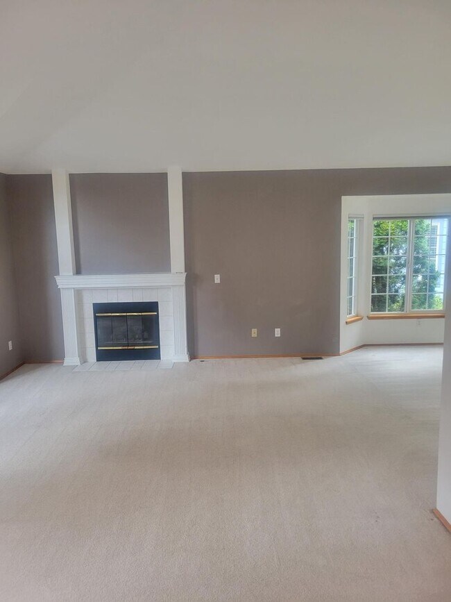Foto del edificio - Come see this beautiful home in Wilderness...