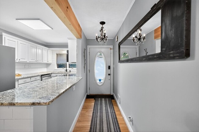 Building Photo - 1285 Willivee Dr