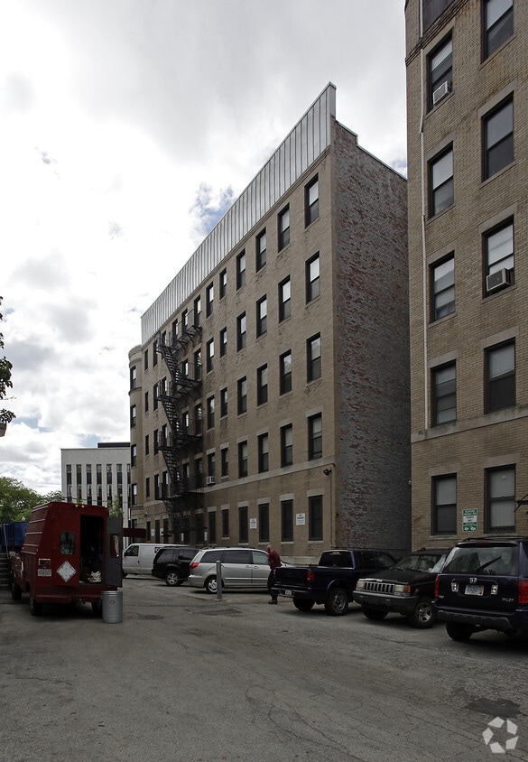 Building Photo - 407 Huntington Ave