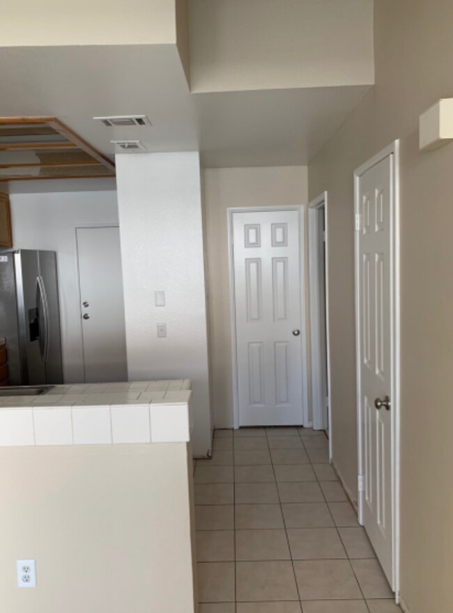 Building Photo - Rancho Del Mar Townhome in Central Temecul...