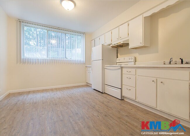 Foto del edificio - 1165 Ridge Dr