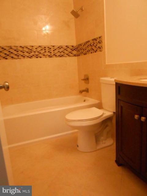 Building Photo - 2353 Windsor Park Ct