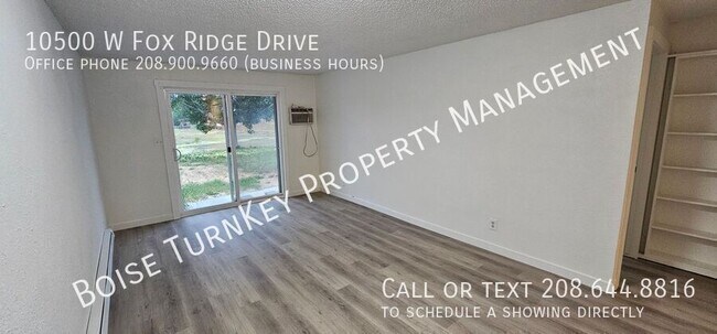 Foto del edificio - 10500 W Fox Ridge Dr