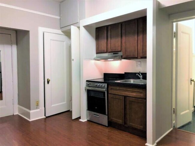 Building Photo - 0 bedroom in Oakland CA 94612