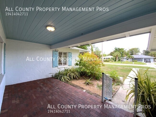 Foto del edificio - 4930 Bay Shore Rd