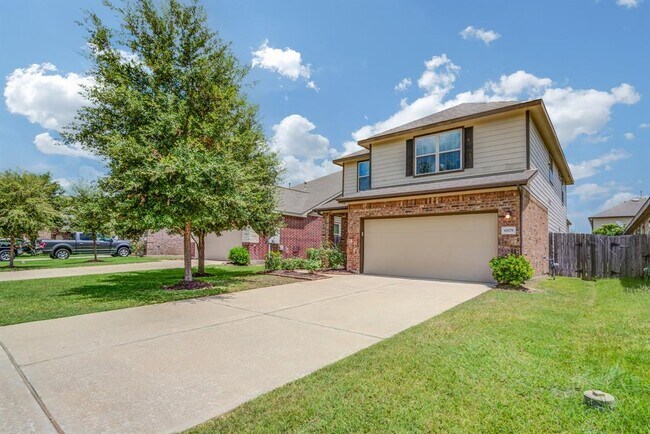 Foto del edificio - 6879 Dogwood Cliff Ln