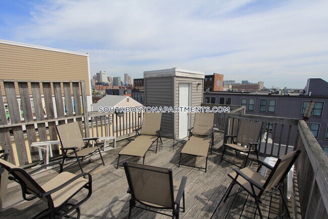 Foto del edificio - 254 W 3rd St
