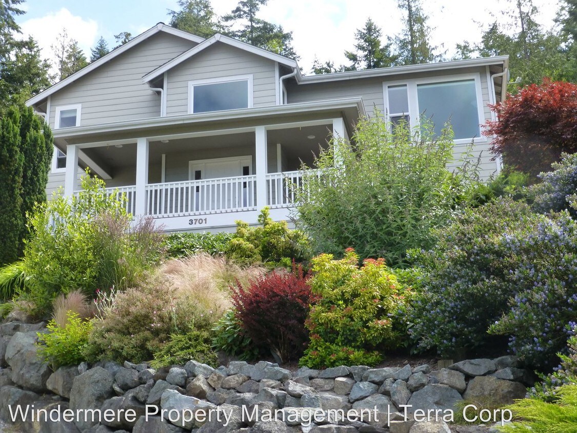 3 br, 2.5 bath House 3701 Cedar Glen Way House Rental in Anacortes