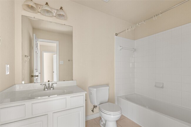 Foto del edificio - 12918 Iris Garden Ln