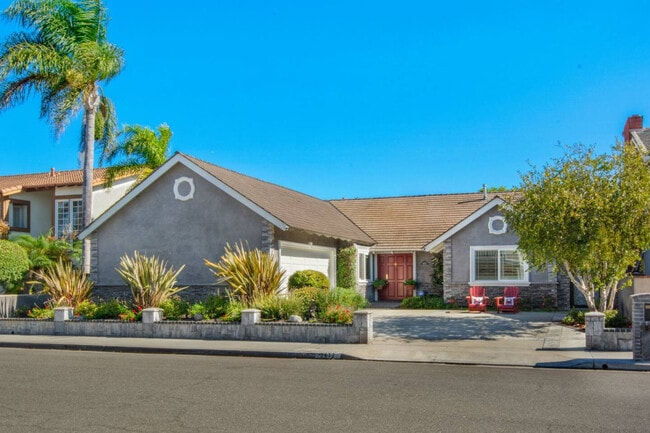 Building Photo - 3672 Seascape Dr