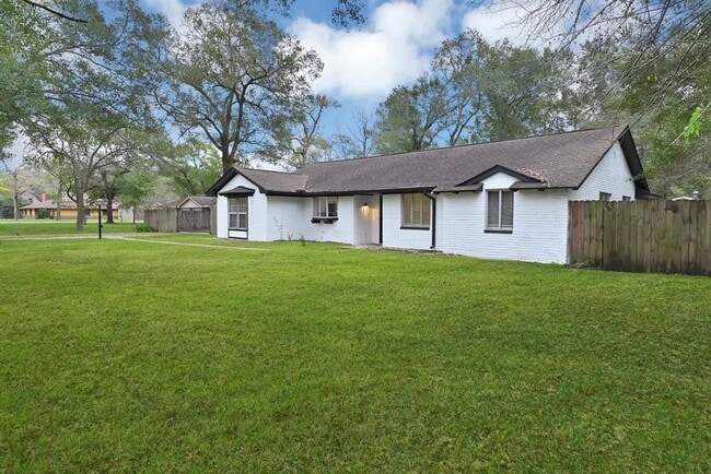 Foto del edificio - 2607 Creekhickory Rd