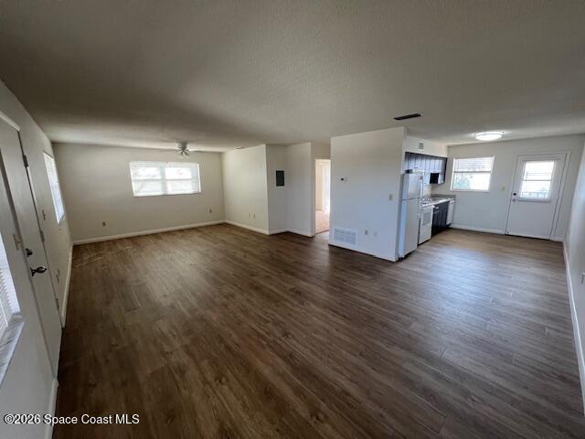 Building Photo - 442 Magnolia Ave