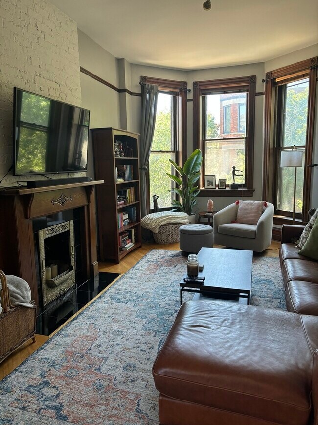 Foto del edificio - 2682 N Orchard St