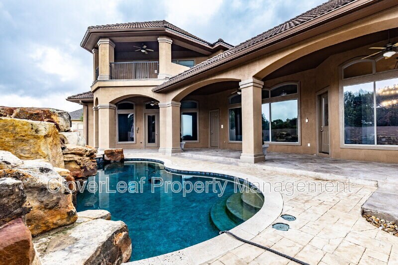 Foto principal - 2226 Windsor Pl