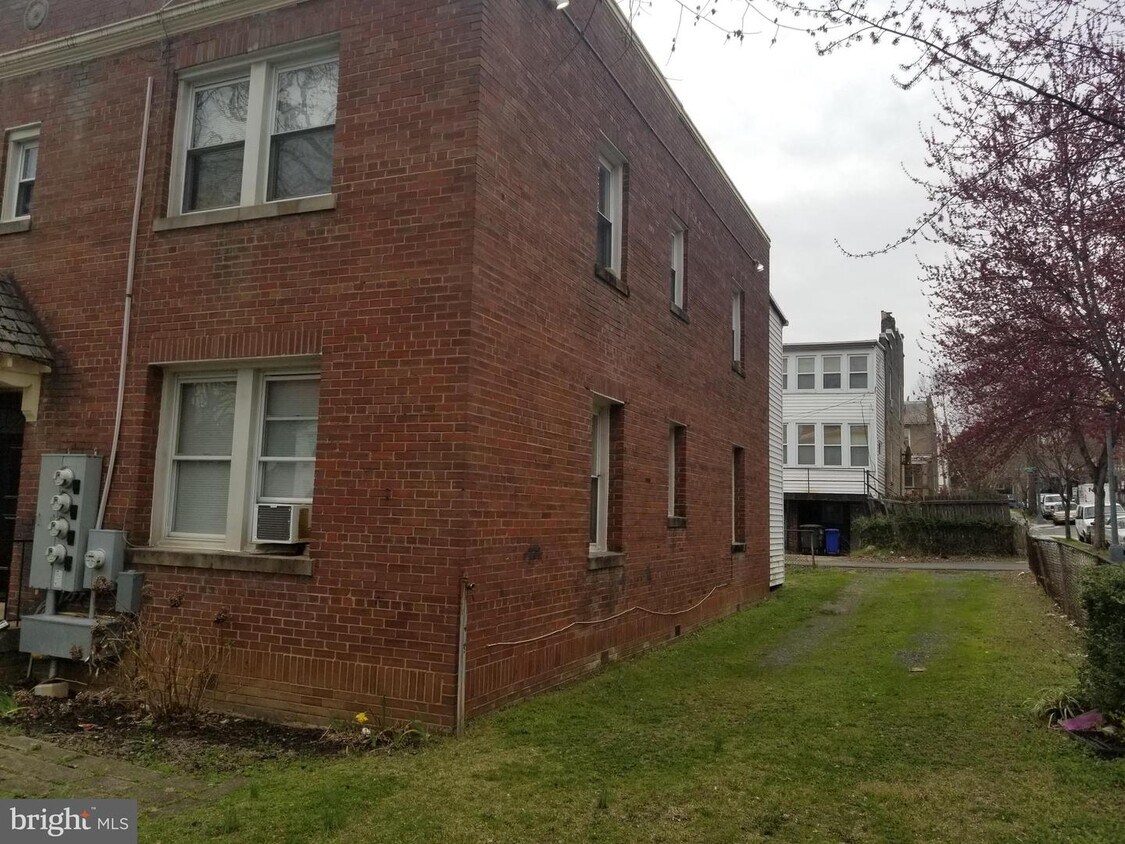 1424 Staples St NE Unit 3, Washington, DC 20002 Apartment for Rent in