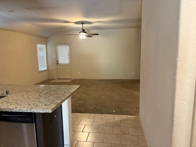 Foto del edificio - 21122 Kirkland Woods Dr