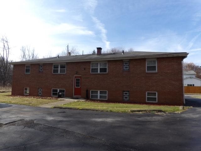Building Photo - 170 Kendall Ave