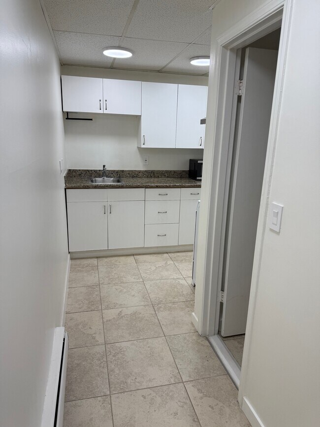 Foto del edificio - 714 1st St S