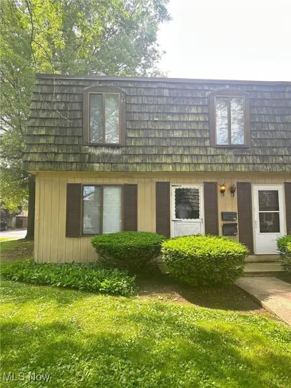 Building Photo - 1651 Mentor Ave