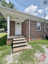 Building Photo - 205 Bermuda Dr