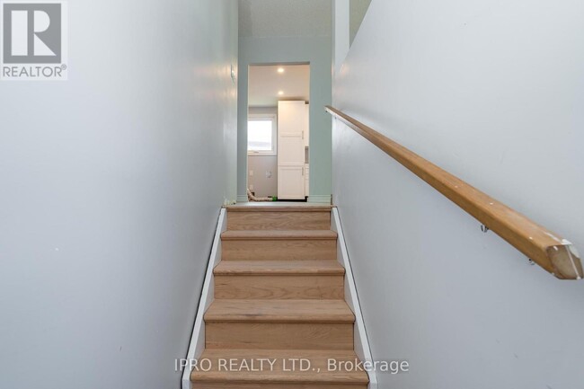 Building Photo - 24 Chilton Dr