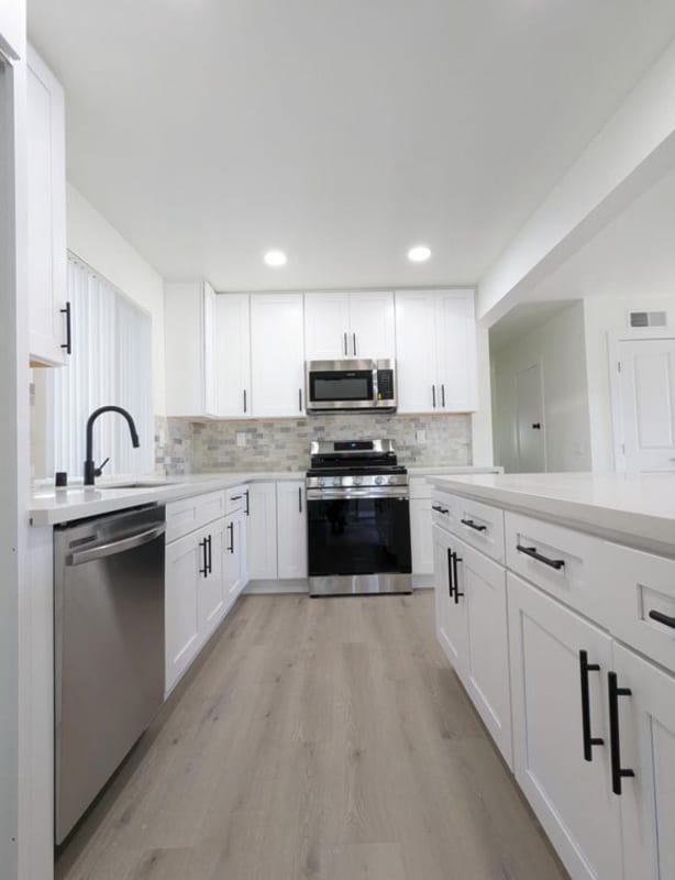 Building Photo - 16752 Bardon Ln