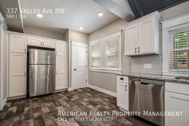Foto del edificio - 337 Valley Ave NW