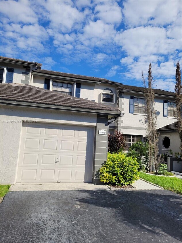 15479 SW 110th Terrace, Miami, FL 33196 Townhome Rentals in Miami FL