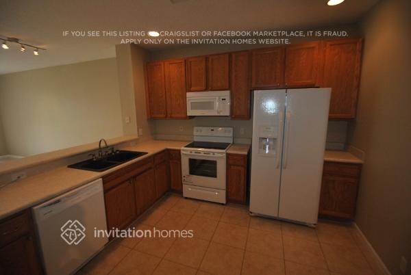 Foto del edificio - 9078 Tremezzo Ln