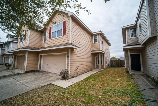Foto del edificio - 13103 Peppergate Ln