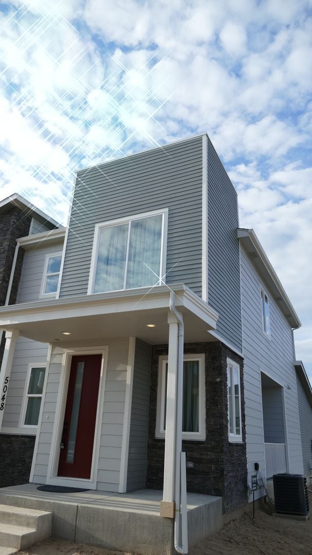 Building Photo - 3 Bedroom, 2.5 Bathroom with two car garage - Available 2/5/2025