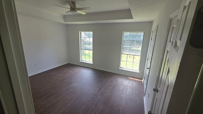 Building Photo - 288 Planters Grv
