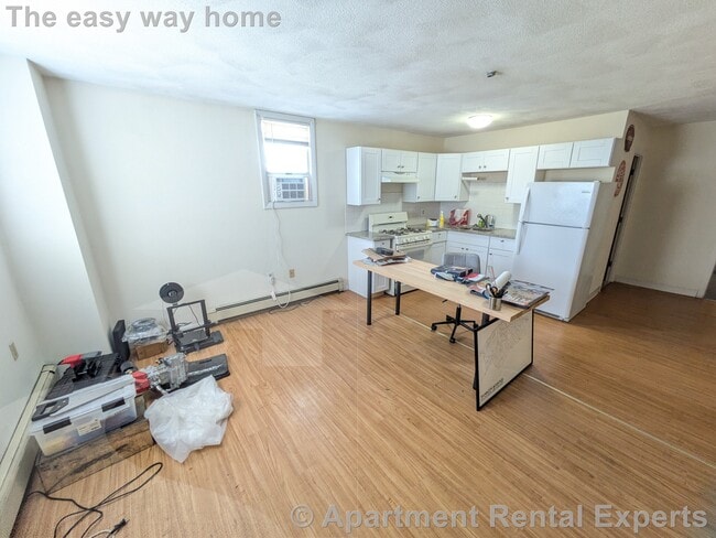 Photo - 569 Somerville Unit #1 Apartment