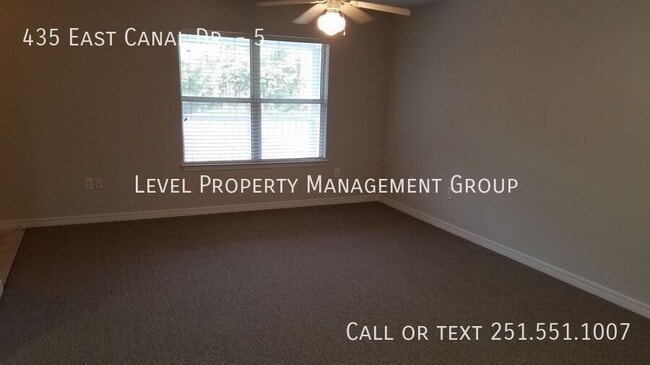 Building Photo - 435 E Canal Dr
