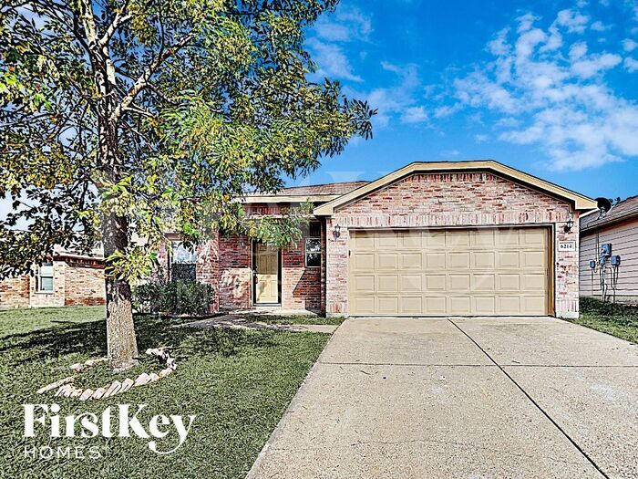 Foto principal - 6214 Balcony Ln